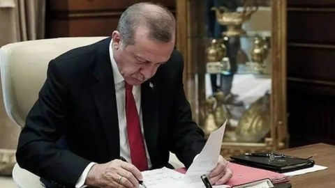 Cumhurbaşkanı Erdoğan 11 Üniversitenin Yeni Rektörünü Atadı